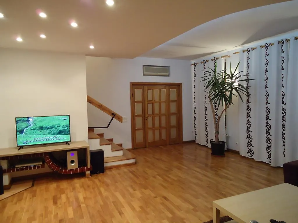 Bucharest Apartments 0*,